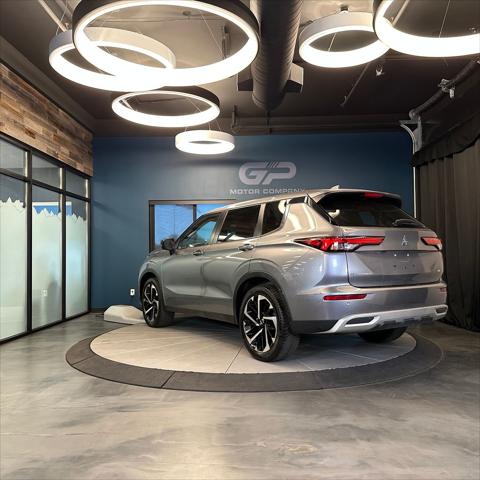 2022 Mitsubishi Outlander SE