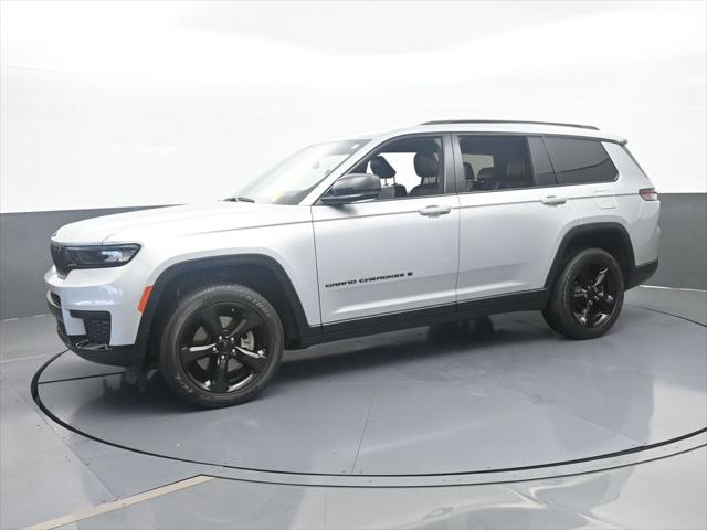 2023 Jeep Grand Cherokee L Altitude 4x2