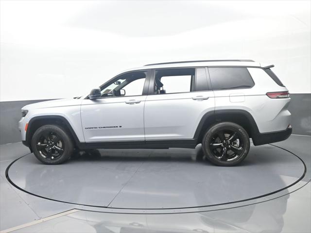 2023 Jeep Grand Cherokee L Altitude 4x2