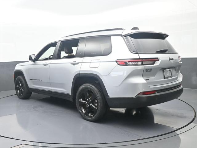 2023 Jeep Grand Cherokee L Altitude 4x2