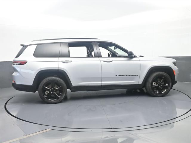 2023 Jeep Grand Cherokee L Altitude 4x2
