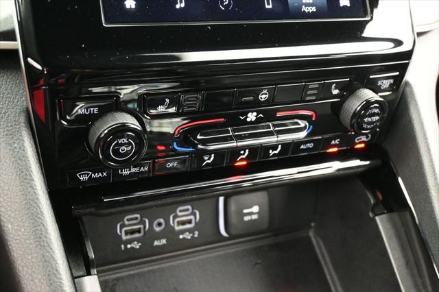 2023 Jeep Grand Cherokee L Altitude 4x2