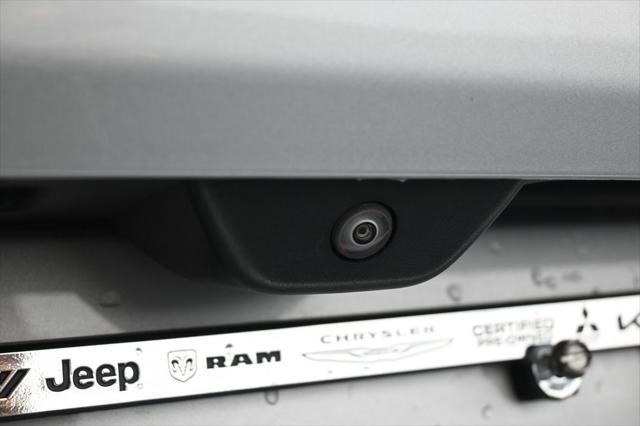 2023 Jeep Grand Cherokee L Altitude 4x2
