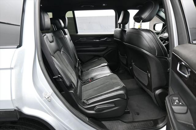 2023 Jeep Grand Cherokee L Altitude 4x2