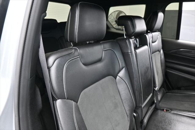 2023 Jeep Grand Cherokee L Altitude 4x2