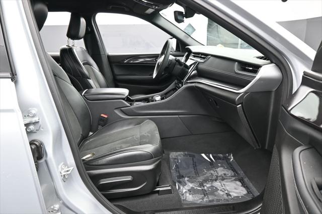 2023 Jeep Grand Cherokee L Altitude 4x2