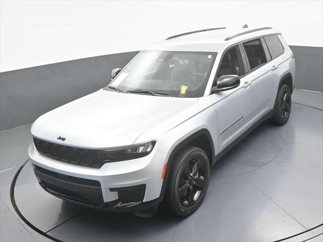2023 Jeep Grand Cherokee L Altitude 4x2