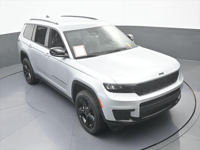 2023 Jeep Grand Cherokee L Altitude 4x2