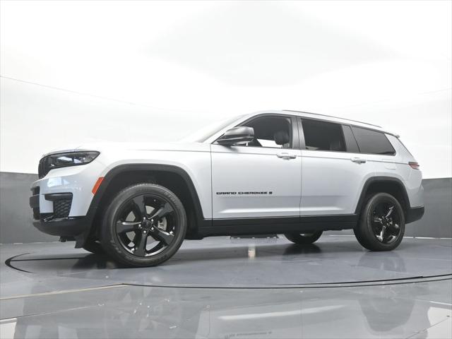 2023 Jeep Grand Cherokee L Altitude 4x2