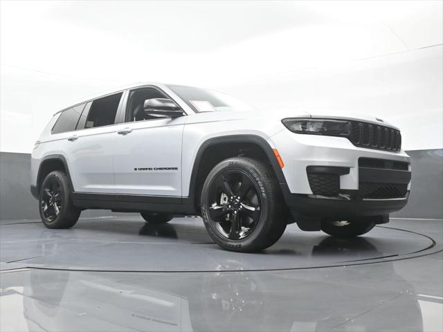 2023 Jeep Grand Cherokee L Altitude 4x2