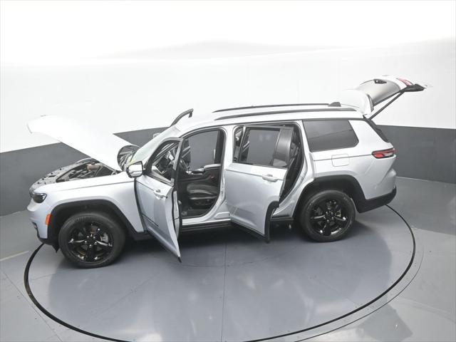 2023 Jeep Grand Cherokee L Altitude 4x2