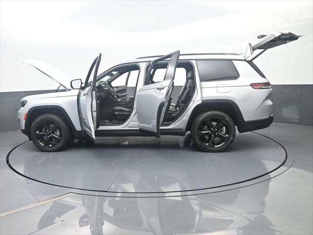 2023 Jeep Grand Cherokee L Altitude 4x2