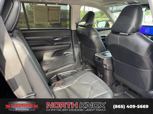 2026 Toyota Grand Highlander Platinum