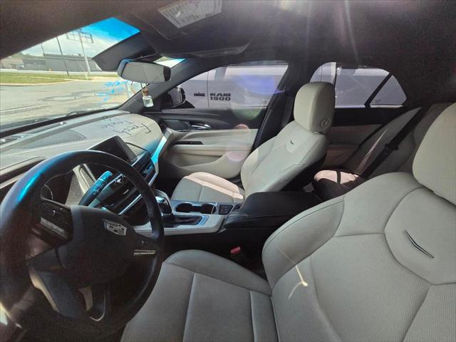 2023 Cadillac CT4 Premium Luxury