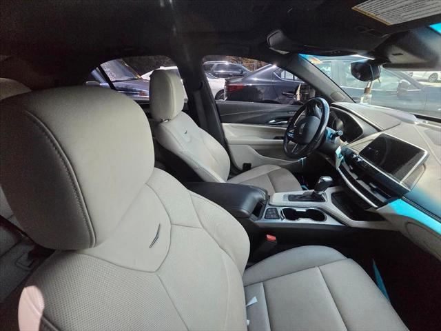 2023 Cadillac CT4 Premium Luxury