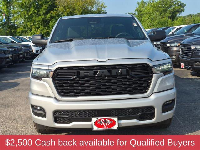 2026 RAM Ram 1500 RAM 1500 EXPRESS QUAD CAB 4X2 64 BOX