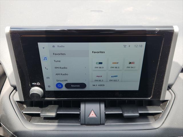 2025 Toyota RAV4 LE