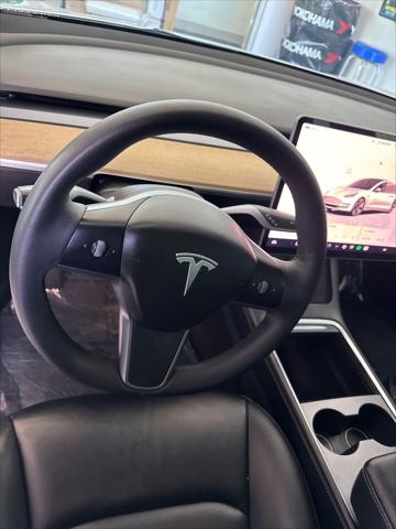 2022 Tesla Model 3 Rear-Wheel Drive
