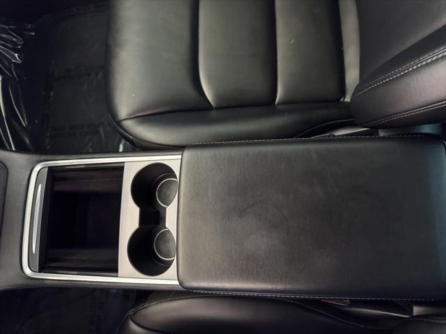 2022 Tesla Model 3 Rear-Wheel Drive