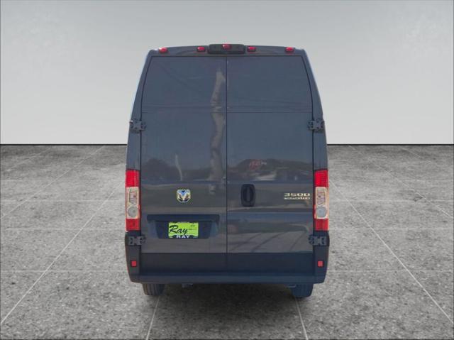 2026 Ram ProMaster Cargo Van Tradesman Super High Roof 159 WB EXT w/Pass Seat