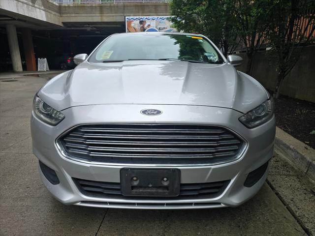 2015 Ford Fusion Hybrid SE