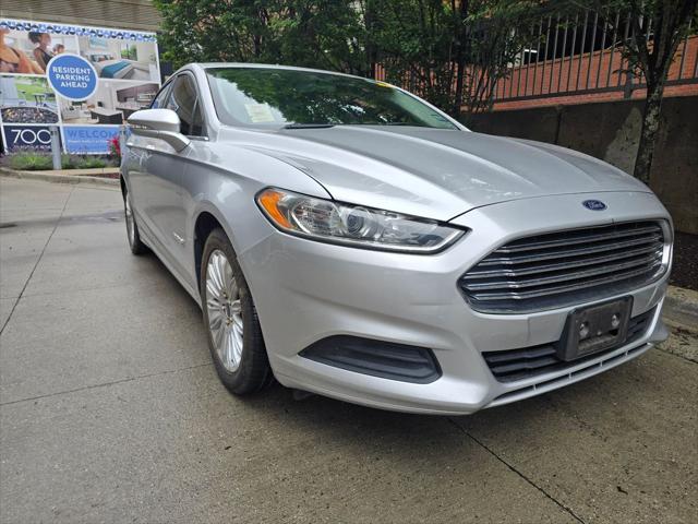 2015 Ford Fusion Hybrid SE