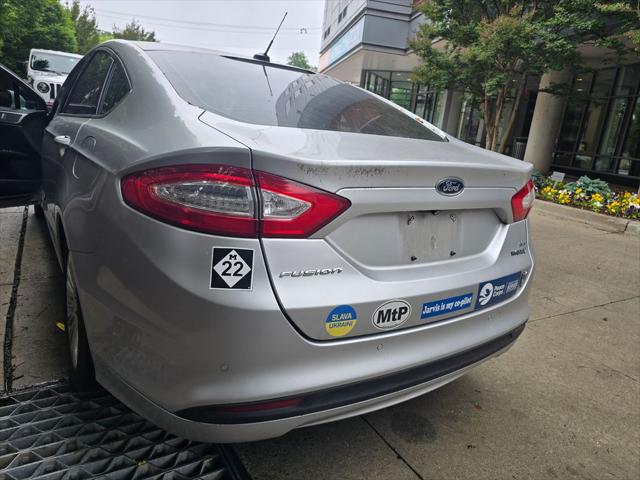 2015 Ford Fusion Hybrid SE