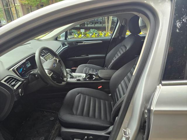 2015 Ford Fusion Hybrid SE