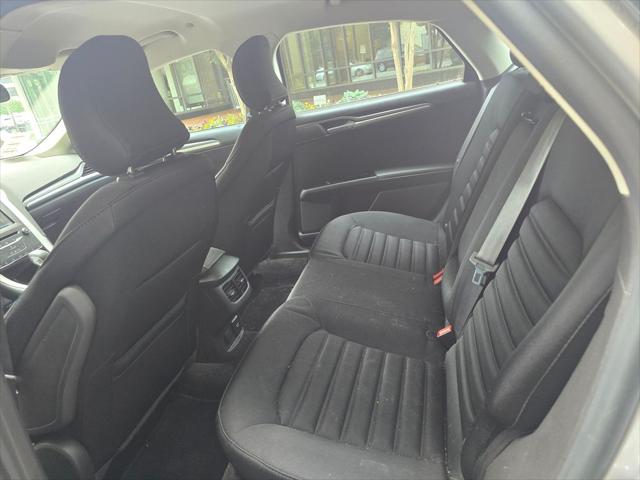 2015 Ford Fusion Hybrid SE