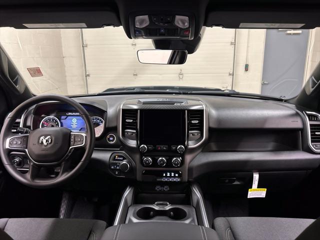 2026 Ram 1500 Express Crew Cab 4x4 57 Box