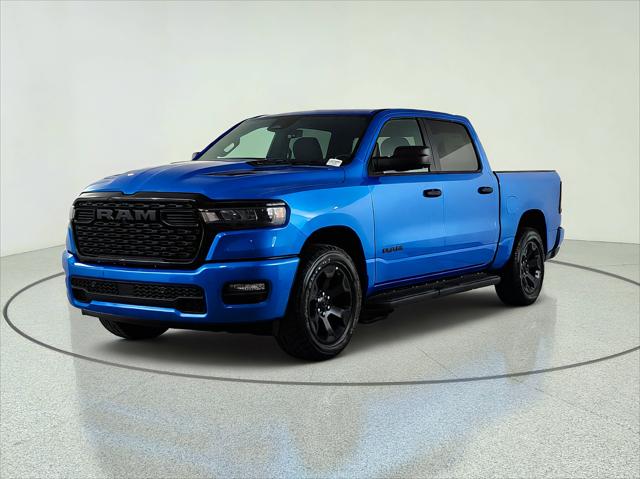 2026 RAM 1500 RAM 1500 EXPRESS CREW CAB 4X4 57 BOX