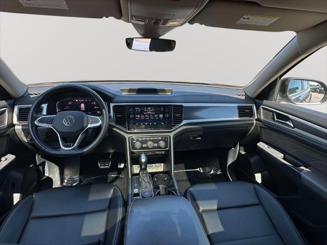 2023 Volkswagen Atlas 3.6L V6 SEL R-Line Black