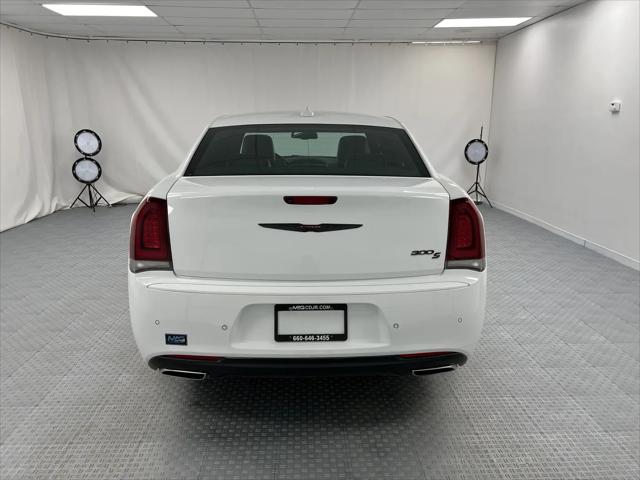 2021 Chrysler 300 300S