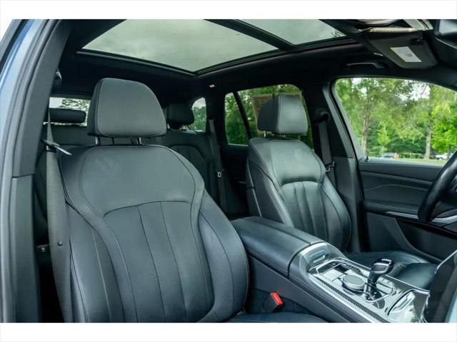 2022 BMW X5 M50i