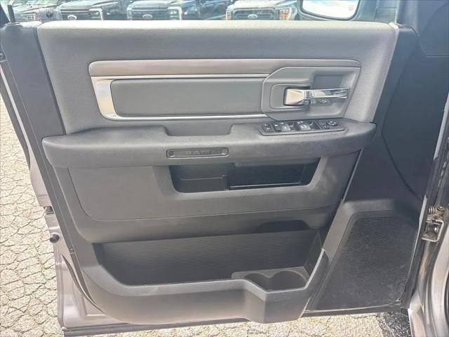 2022 Ram 1500 Classic SLT