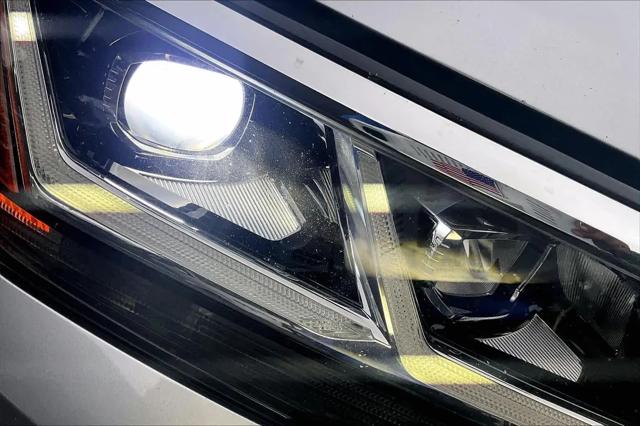 2020 Volkswagen Atlas Cross Sport 3.6L V6 SEL Premium