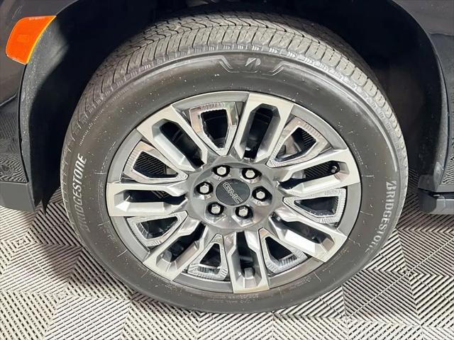 2023 GMC Yukon XL 4WD Denali Ultimate