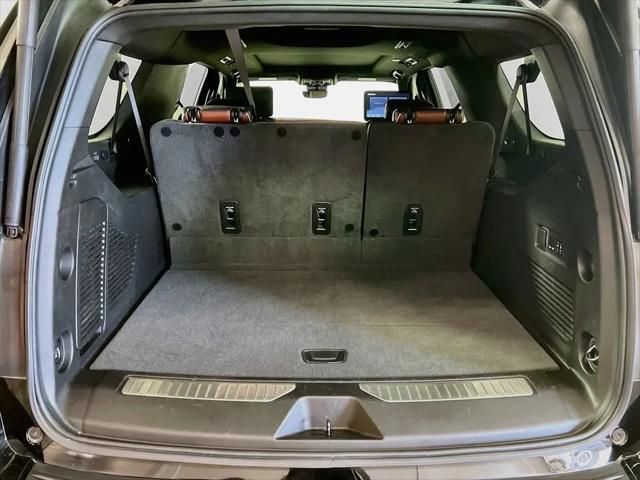 2023 GMC Yukon XL 4WD Denali Ultimate