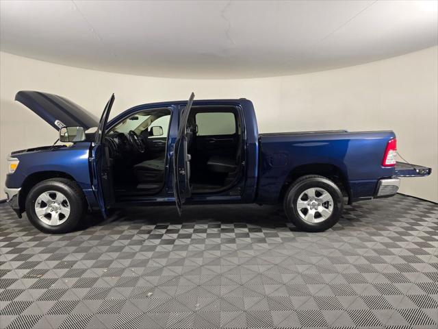 2020 Ram 1500 Big Horn Crew Cab 4x4 5'7" Box