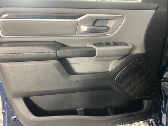 2020 Ram 1500 Big Horn Crew Cab 4x4 5'7" Box