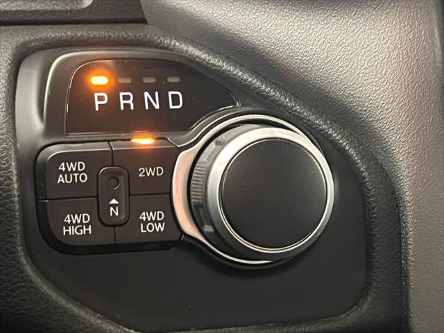 2020 Ram 1500 Big Horn Crew Cab 4x4 5'7" Box