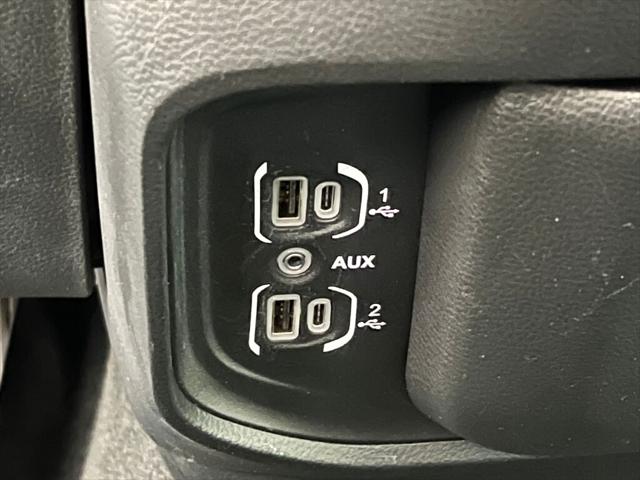 2020 Ram 1500 Big Horn Crew Cab 4x4 5'7" Box
