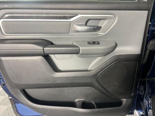 2020 Ram 1500 Big Horn Crew Cab 4x4 5'7" Box
