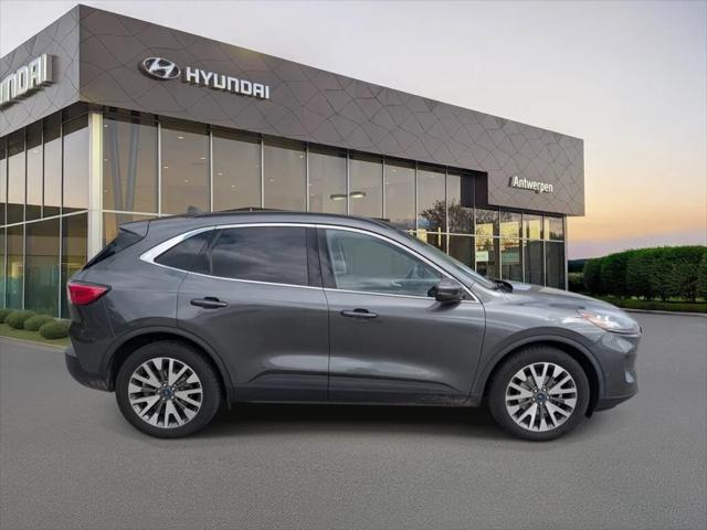 2020 Ford Escape Titanium Hybrid
