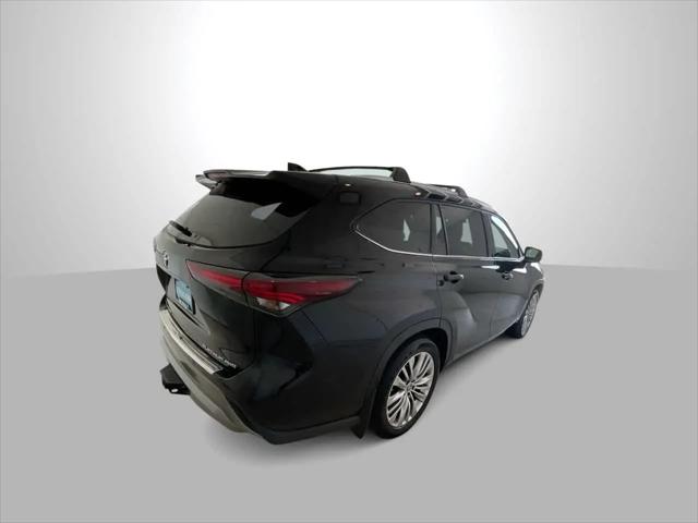 2024 Toyota Highlander Platinum