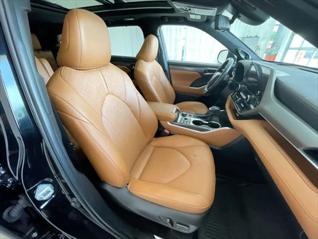 2024 Toyota Highlander Platinum