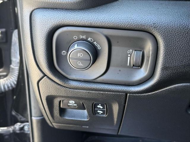 2022 Ram 1500 Big Horn Crew Cab 4x2 5'7" Box
