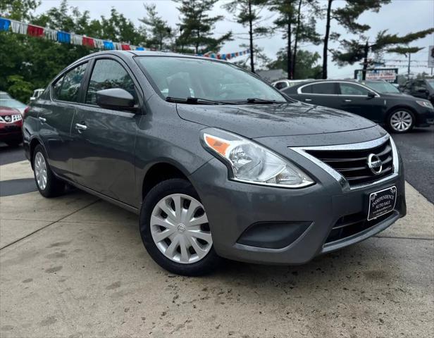 2016 Nissan Versa 1.6 SV
