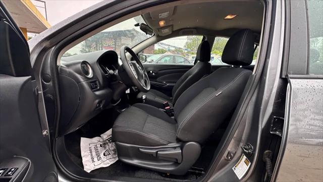 2016 Nissan Versa 1.6 SV