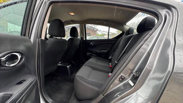 2016 Nissan Versa 1.6 SV